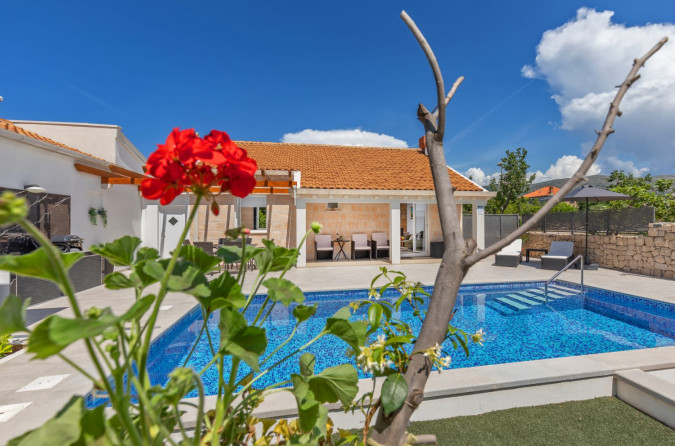 Exterior and surroundings, Holiday Home DoMa with Pool, Konavle, Croatia Čilipi