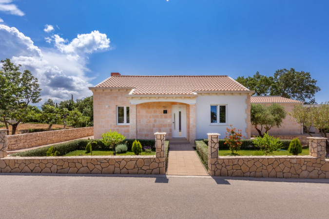 Exterior and surroundings, Holiday Home DoMa with Pool, Konavle, Croatia Čilipi